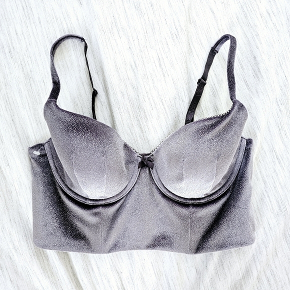 Victoria's Secret Glitter Velvet Body By Victoria Lined Demi Bra Top Size 36C - Picture 2 of 4